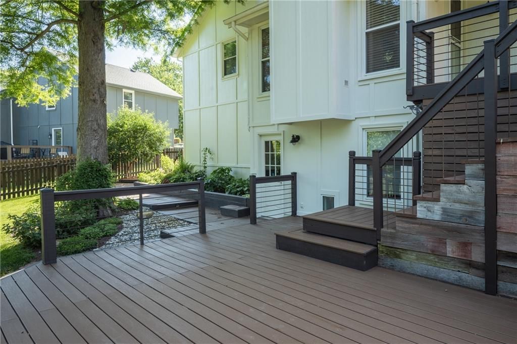304 SE Brownfield Drive — photo 36