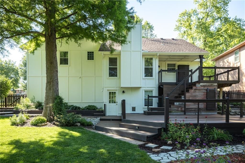 304 SE Brownfield Drive — photo 38