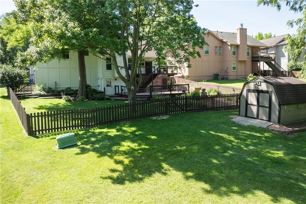 304 SE Brownfield Drive — photo 39