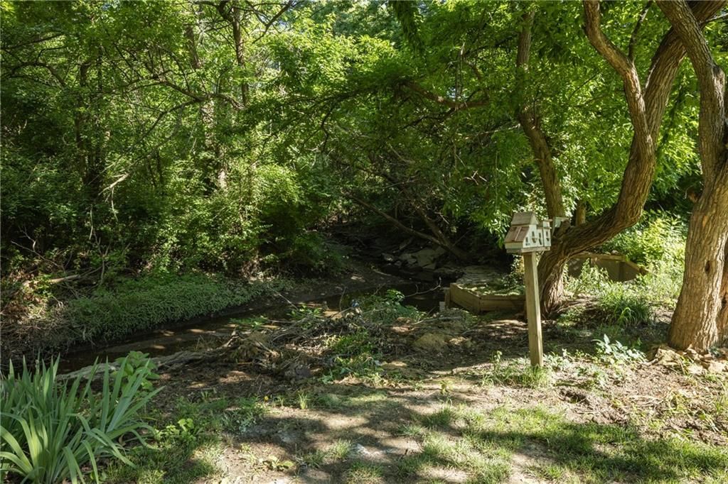 304 SE Brownfield Drive — photo 47