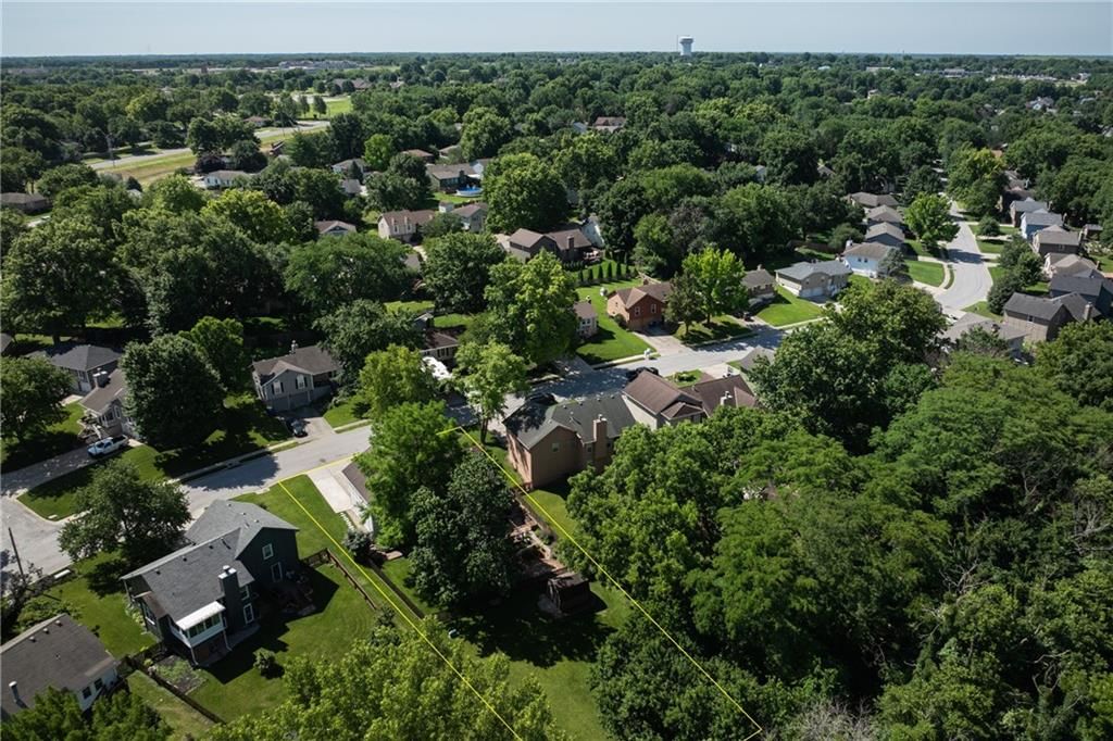 304 SE Brownfield Drive — photo 50