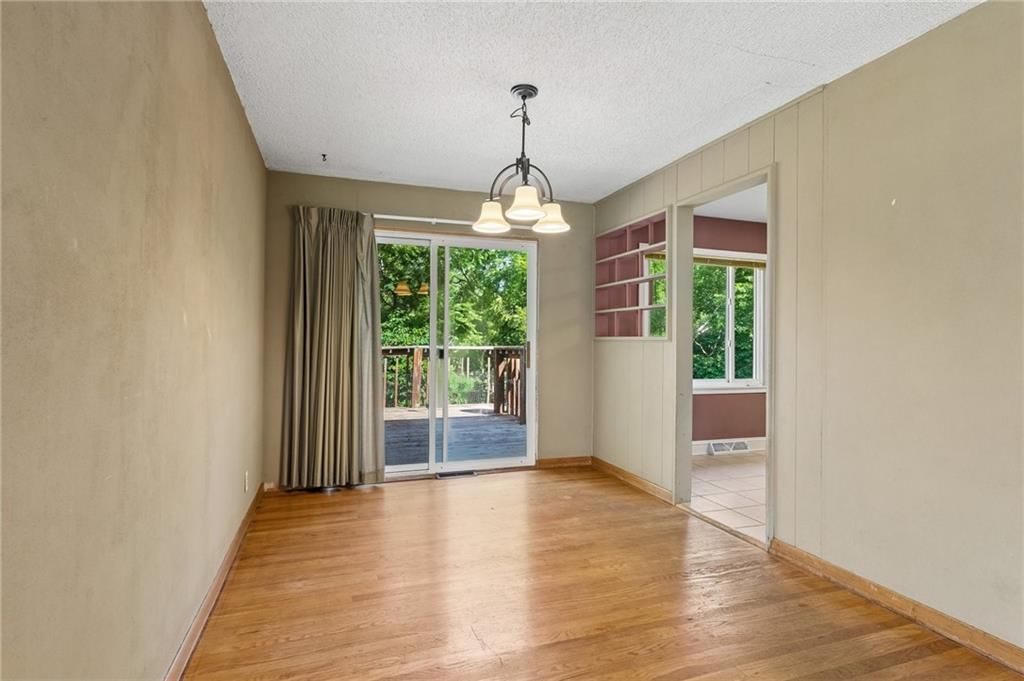 6826 N Baltimore Avenue — photo 9
