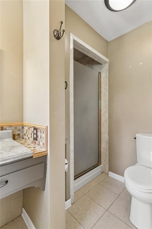 6826 N Baltimore Avenue — photo 17