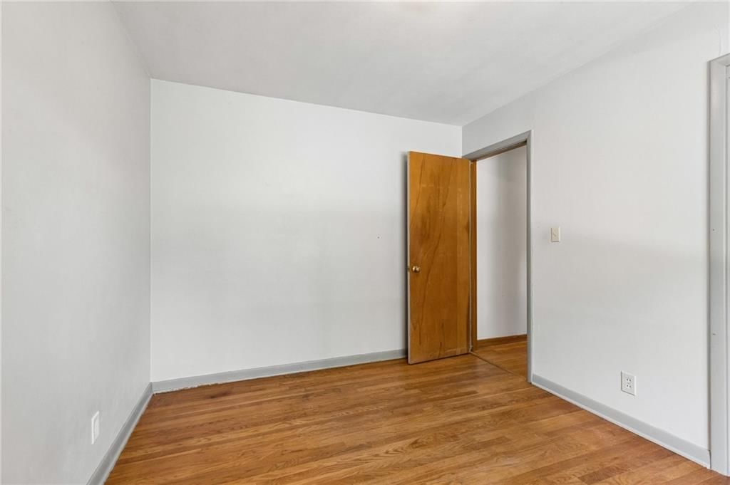 6826 N Baltimore Avenue — photo 21