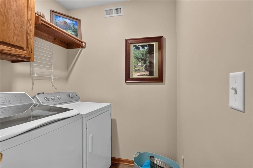 7646 N Pomona Avenue — photo 21