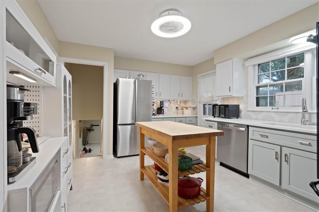 48 Myers Drive — photo 13