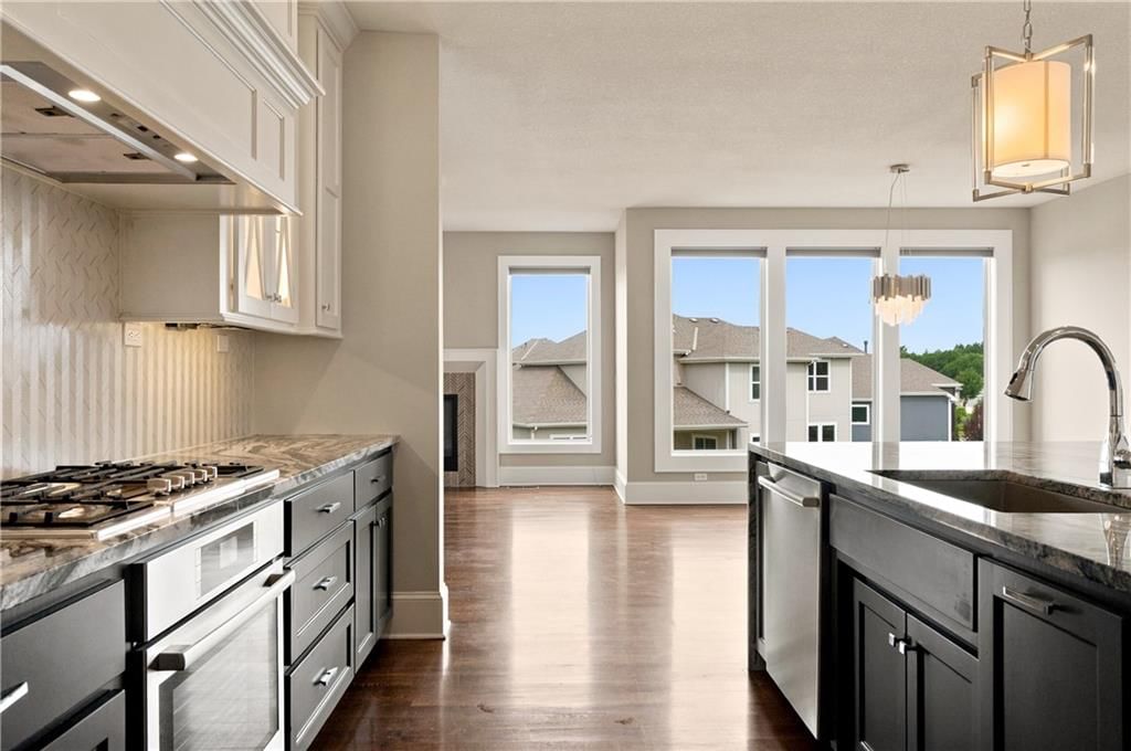 10408 W 172nd Street — photo 17