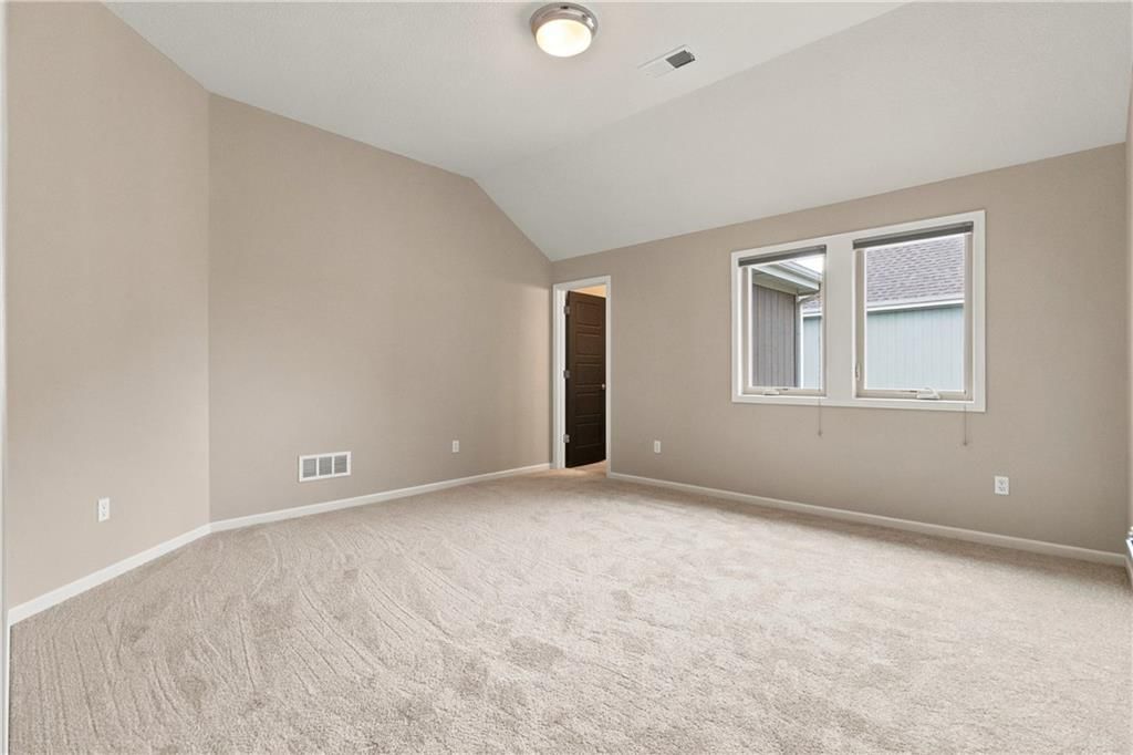 10408 W 172nd Street — photo 41