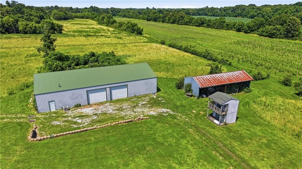4457 Gillen Road — photo 35