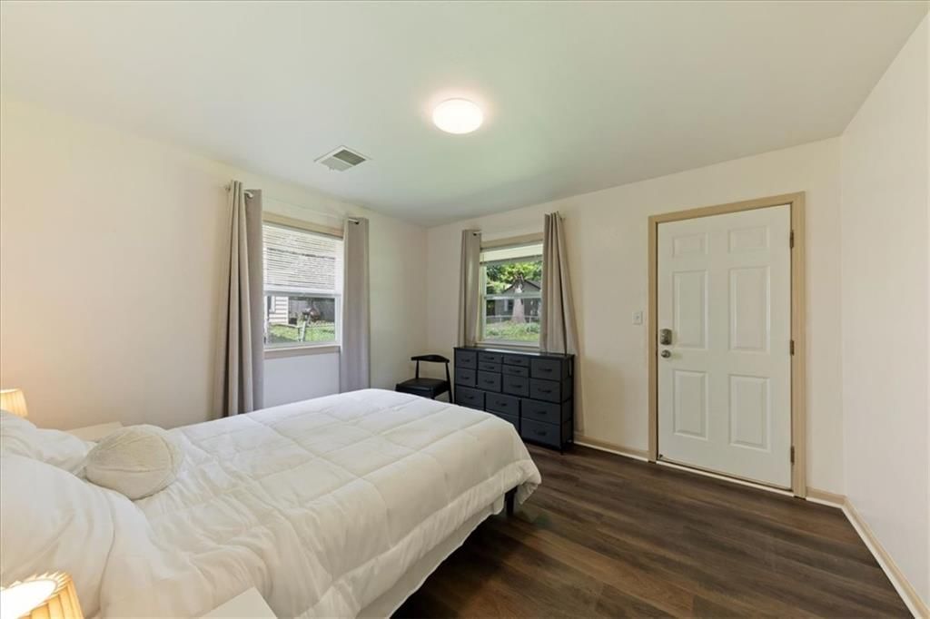2021 S Harris Avenue — photo 10