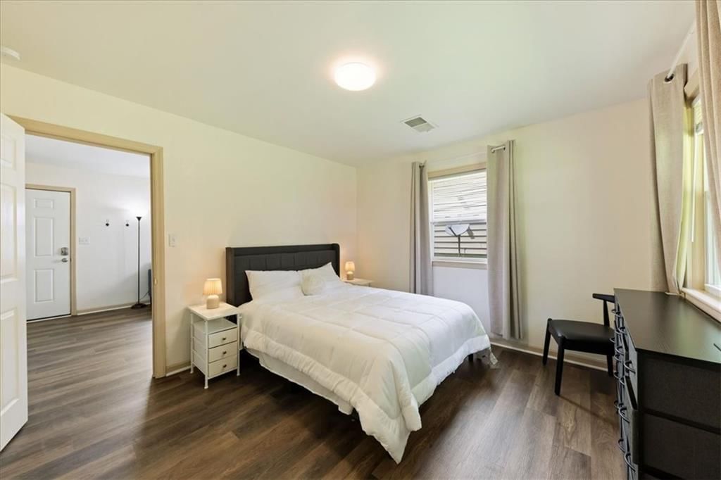 2021 S Harris Avenue — photo 11
