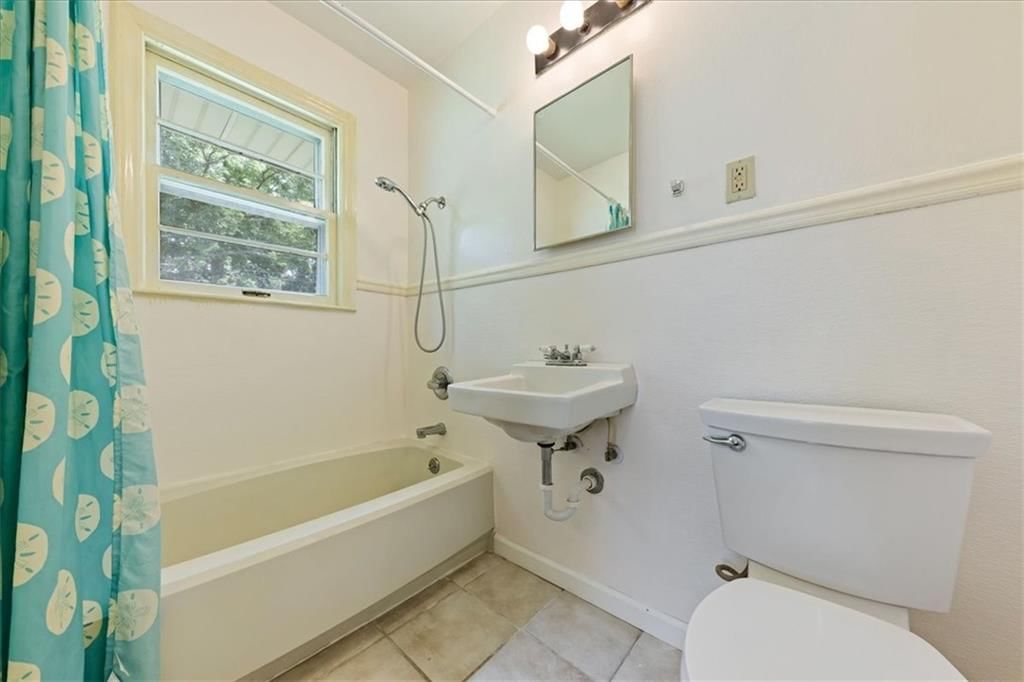 2021 S Harris Avenue — photo 13