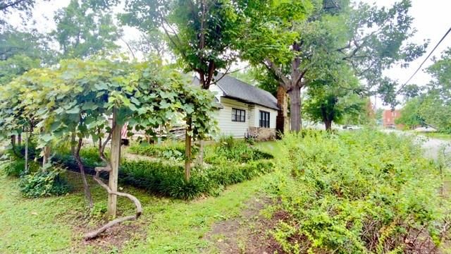 1030 W Walnut Street — photo 5