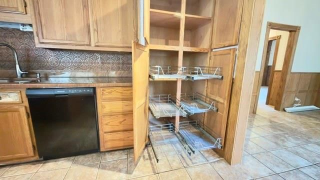 1030 W Walnut Street — photo 17