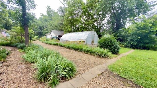1030 W Walnut Street — photo 48