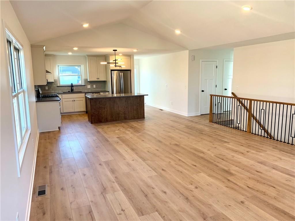 2701 Meadow Ridge — photo 11