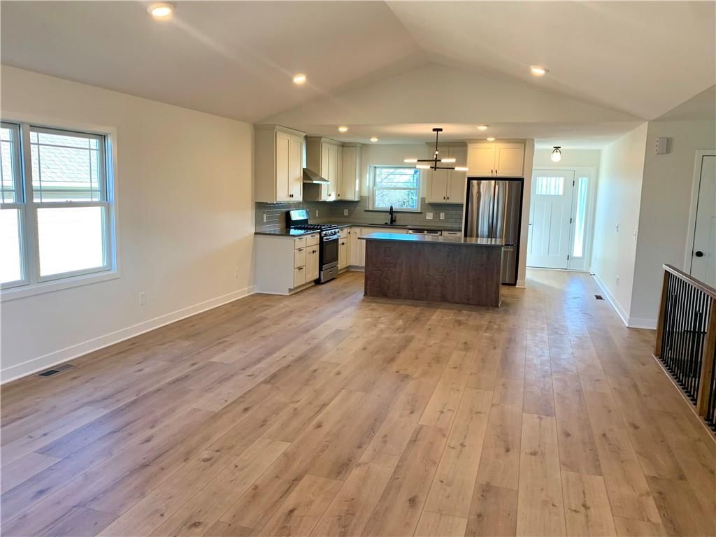2701 Meadow Ridge — photo 12