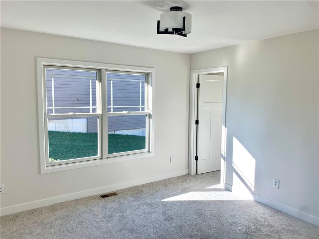 2701 Meadow Ridge — photo 16