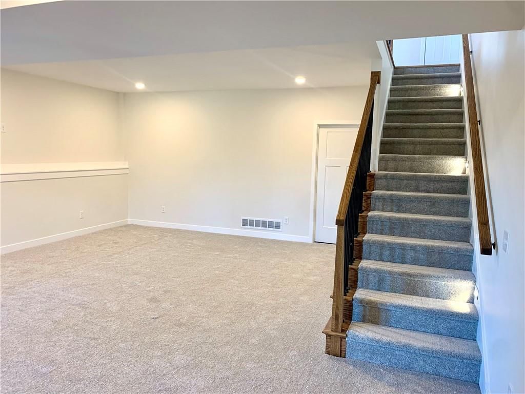 2701 Meadow Ridge — photo 30