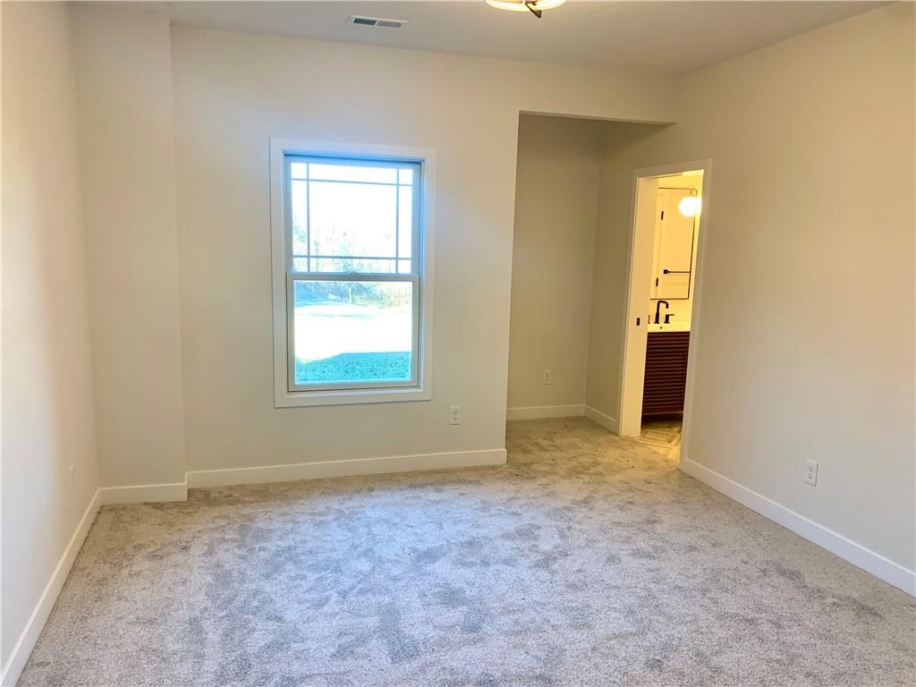 2701 Meadow Ridge — photo 35