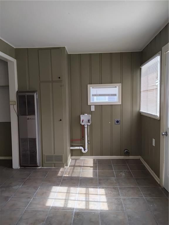 1231 S Hickory Street — photo 9
