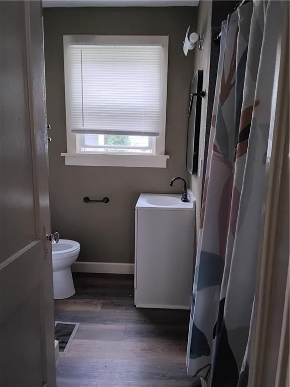 1231 S Hickory Street — photo 11