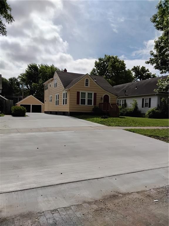 1231 S Hickory Street — photo 21
