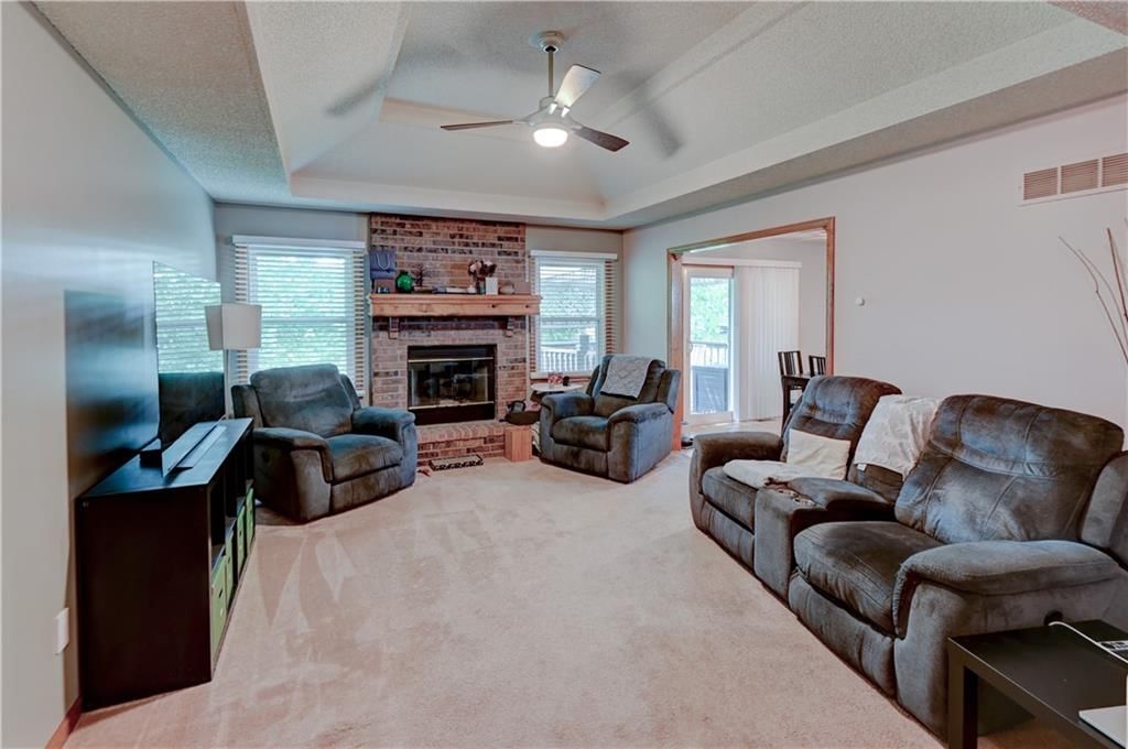 816 NE Bristol Drive — photo 6