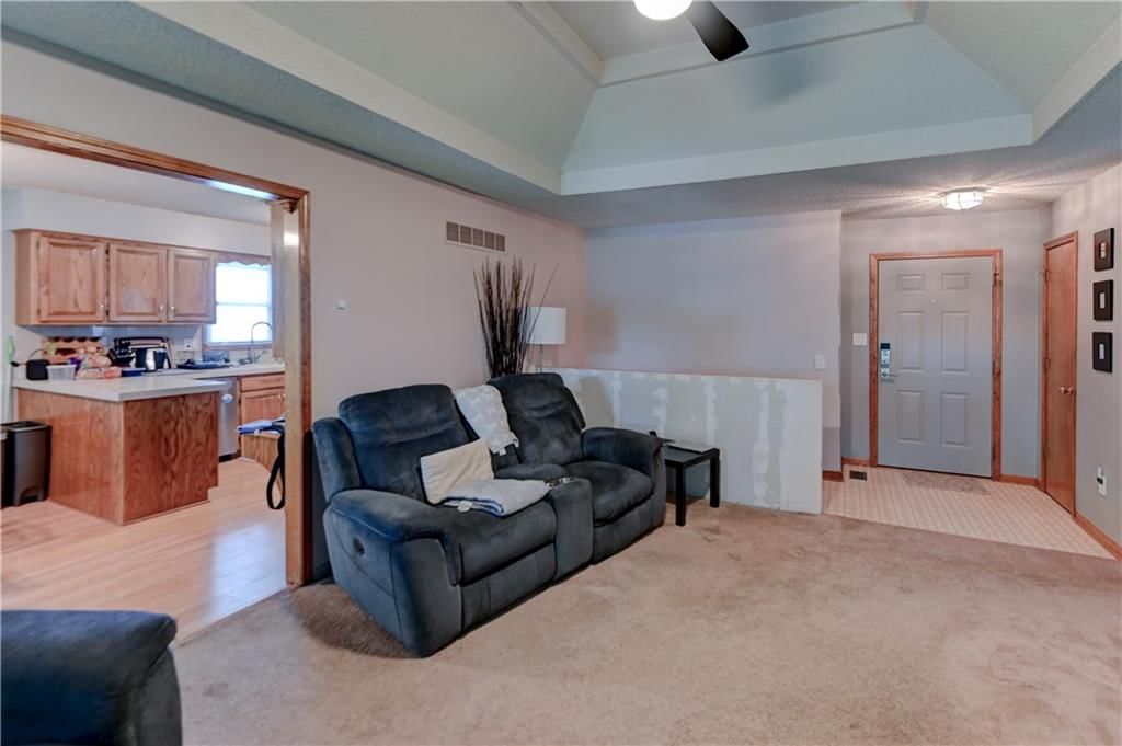 816 NE Bristol Drive — photo 8