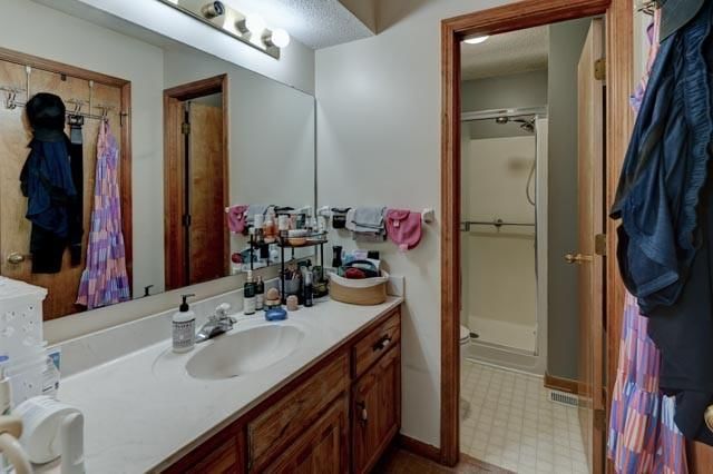 816 NE Bristol Drive — photo 24