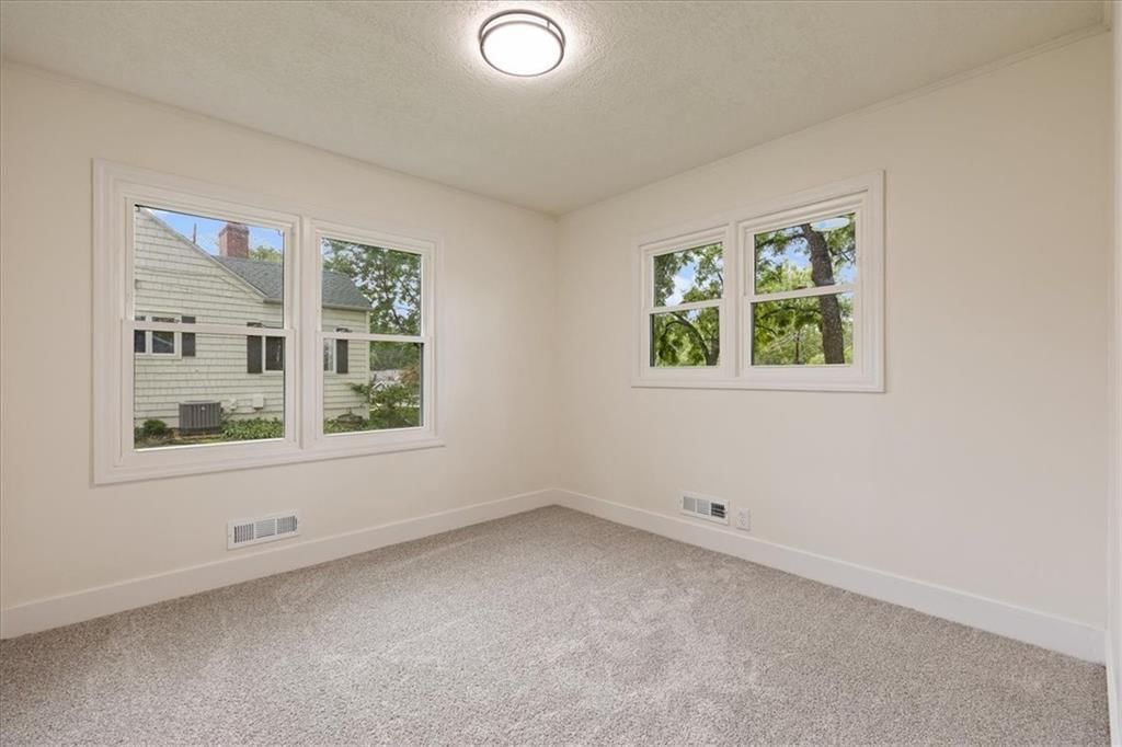 1062 NW South Shore Drive — photo 18