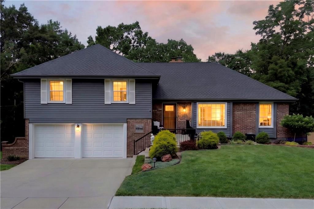 10112 Oakridge Drive — photo 1