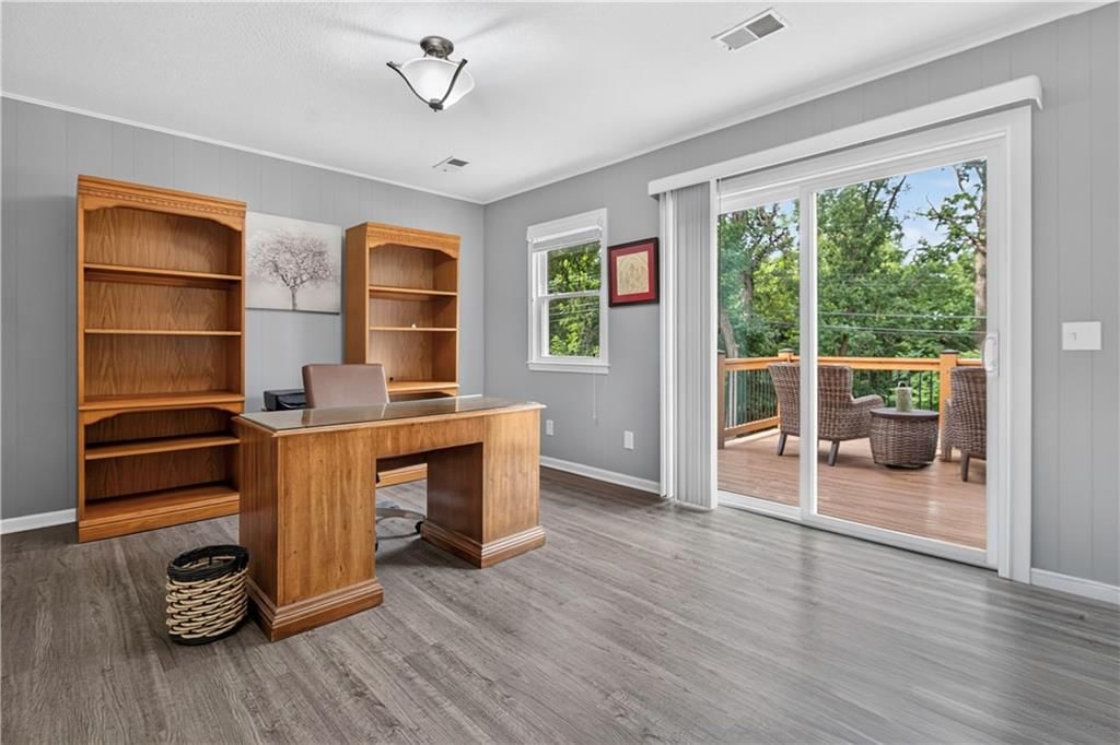 10112 Oakridge Drive — photo 35