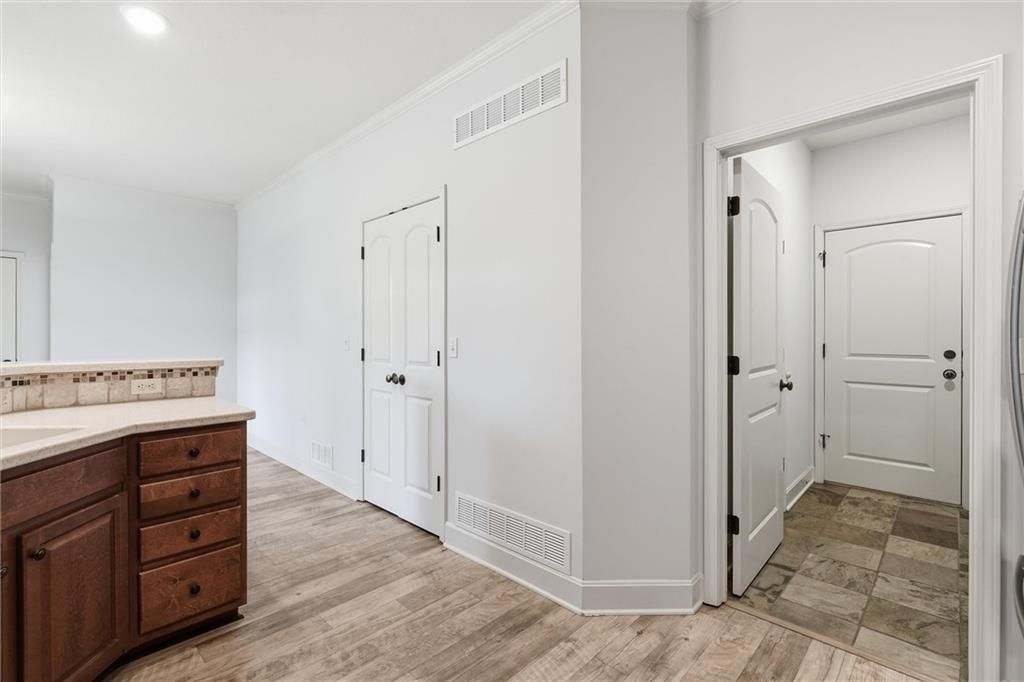11263 S Summit Street — photo 16