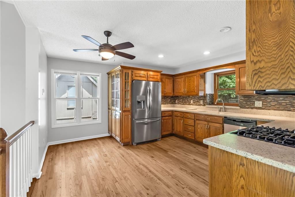 4514 NW Apache Drive — photo 8