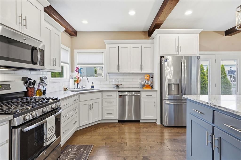 342 SE HIGHLAND PARK Drive — photo 11