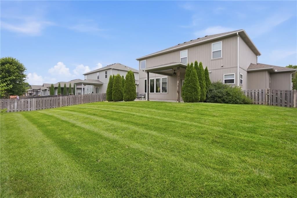 342 SE HIGHLAND PARK Drive — photo 36