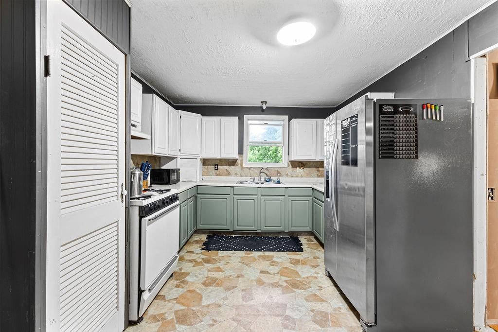 3252 SW Warnicks Road — photo 39