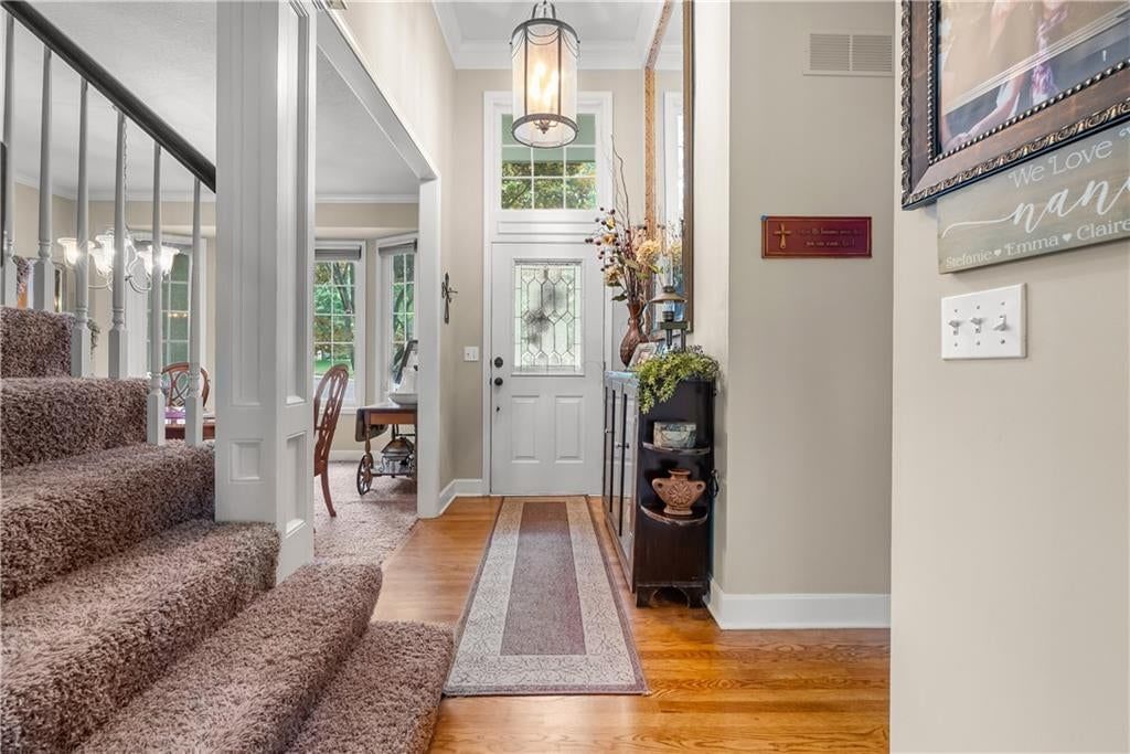 713 NE Plumbrook Place — photo 5