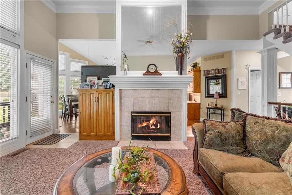 713 NE Plumbrook Place — photo 7