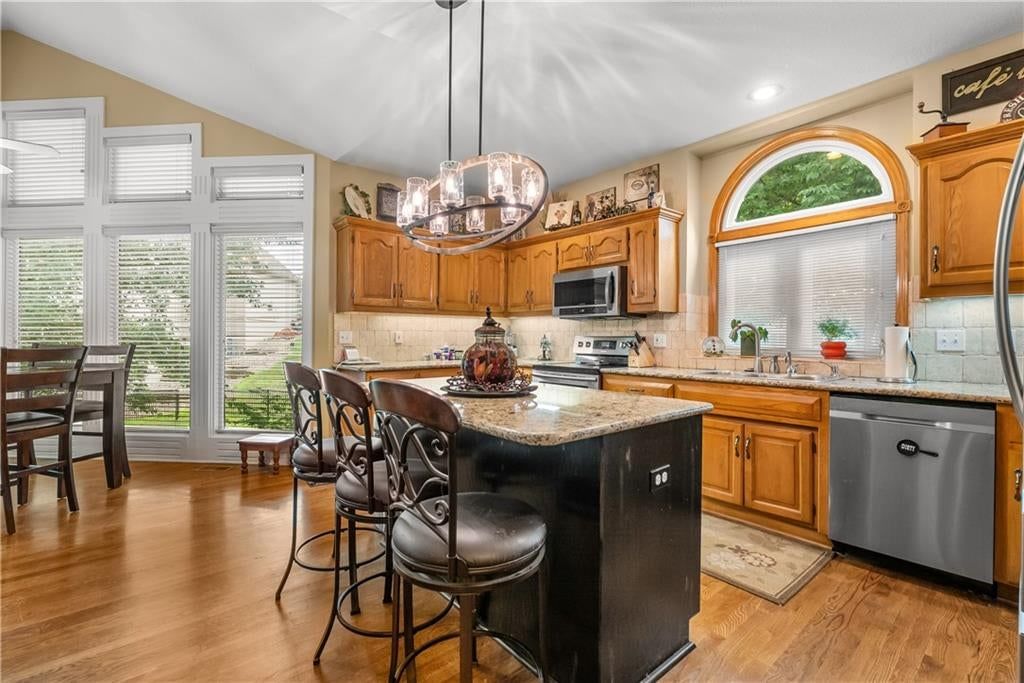 713 NE Plumbrook Place — photo 18