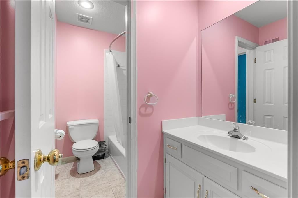 713 NE Plumbrook Place — photo 30