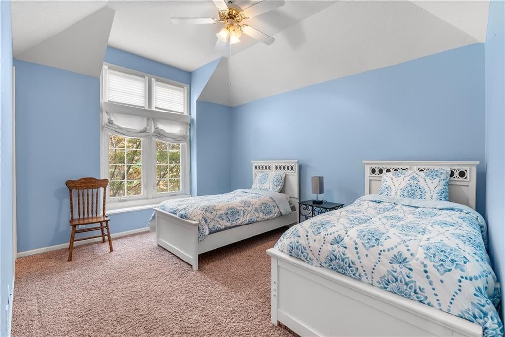 713 NE Plumbrook Place — photo 33