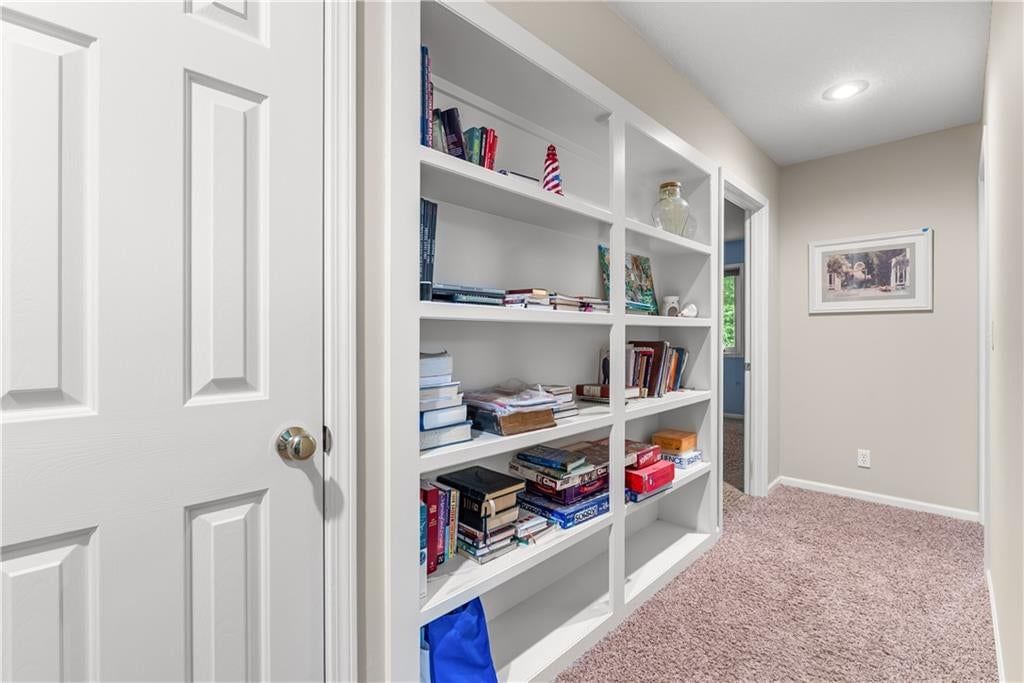 713 NE Plumbrook Place — photo 34