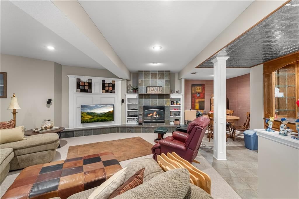 713 NE Plumbrook Place — photo 39