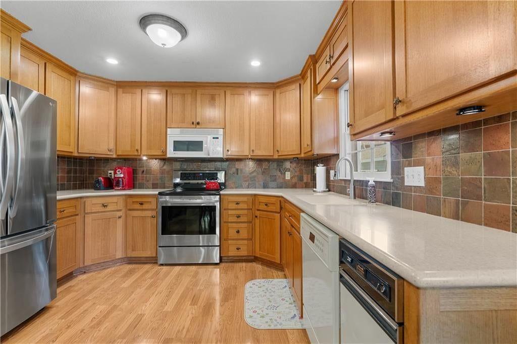 1312 SW Sunrise Drive — photo 14