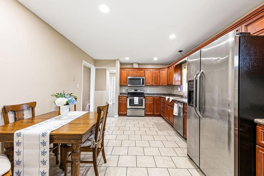 24635 Icon Road — photo 7