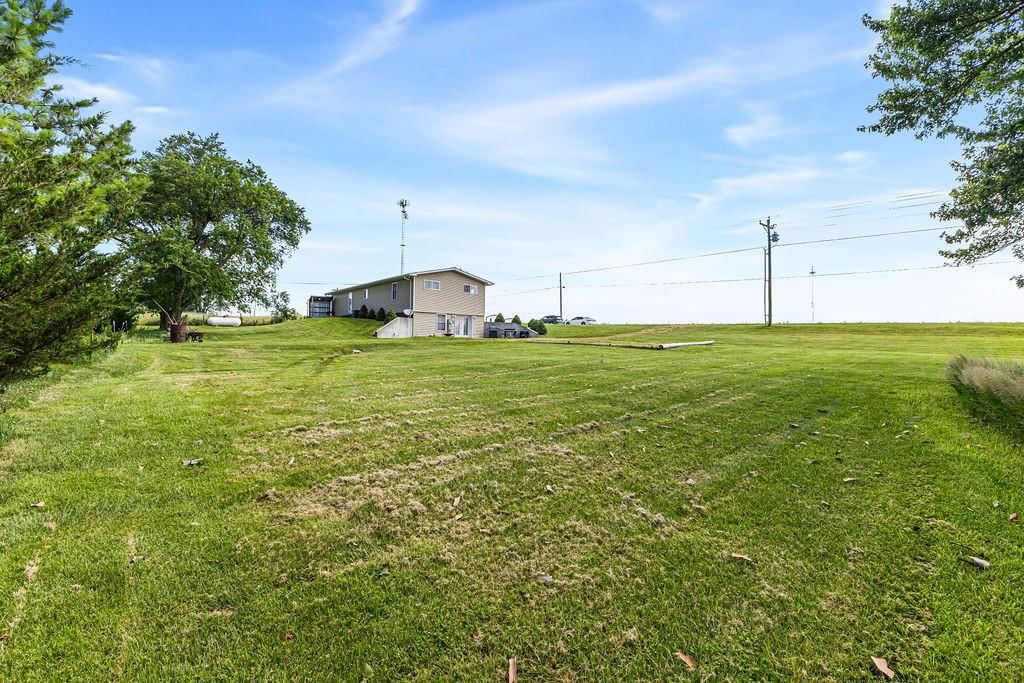 24635 Icon Road — photo 38