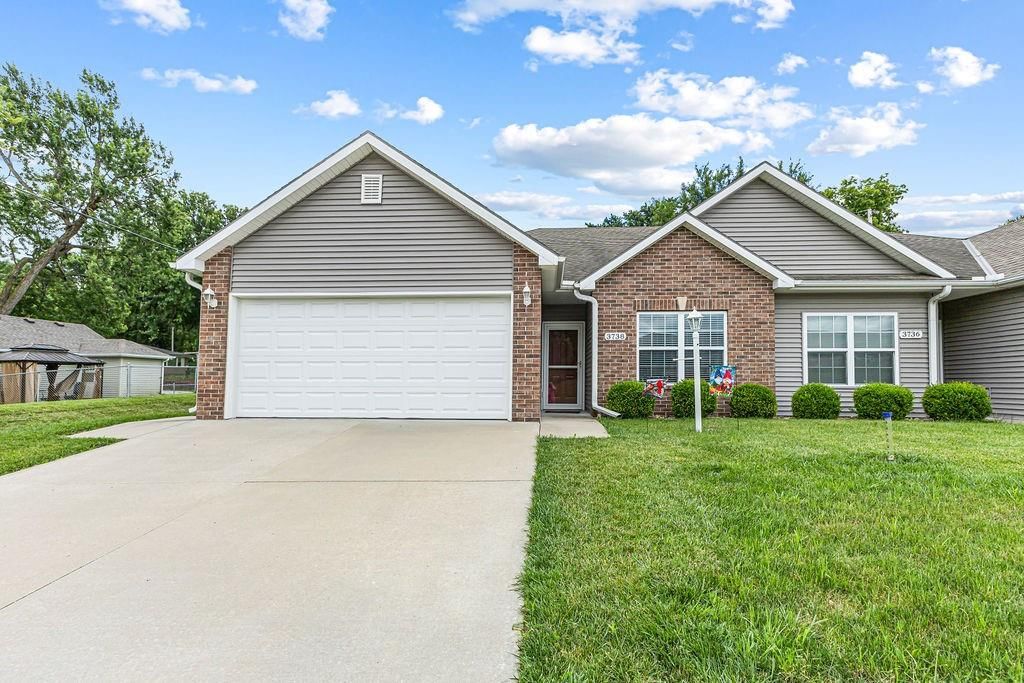 3738 Charles Street, St Joseph, MO