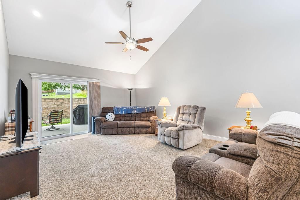 3738 Charles Street — photo 12
